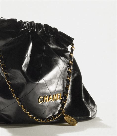 chanel shiny calfskin quilted small chanel 22 black|Chanel 22 handbag, Shiny calfskin & gold.